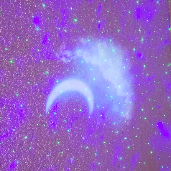 Projector - Picture 2 of 4